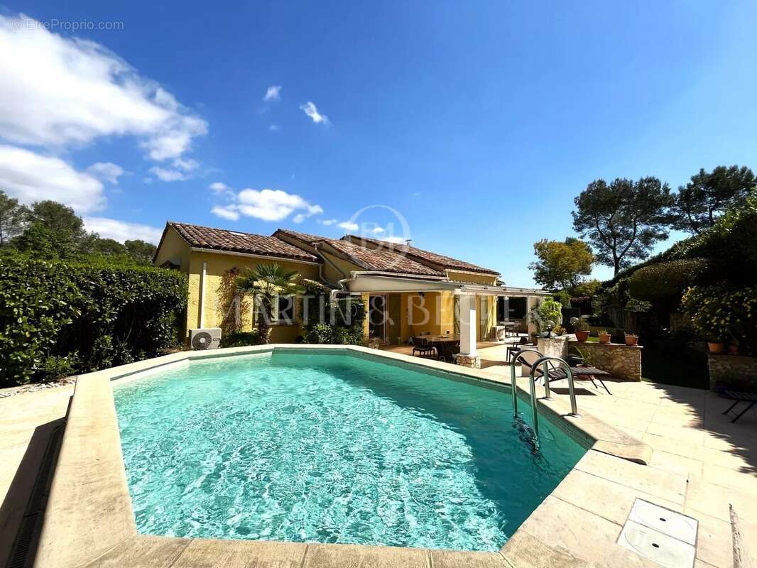 Maison à VALBONNE