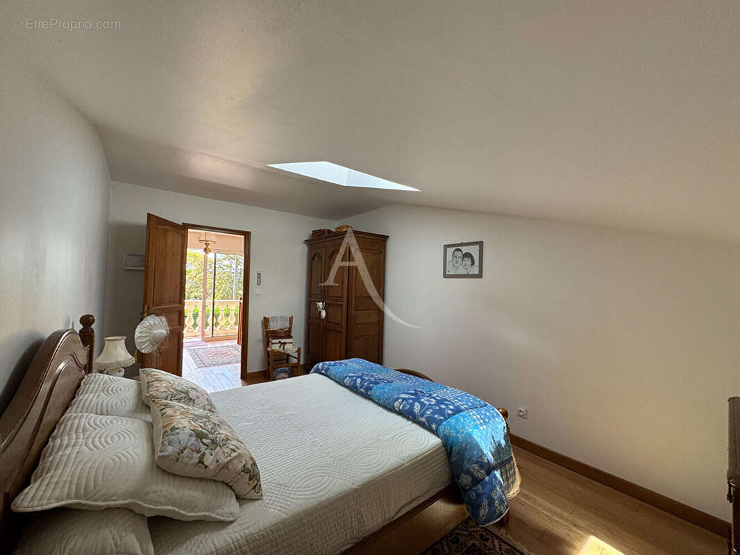 Labessiere-candeil. maison de +/- 131 m² - photo 13