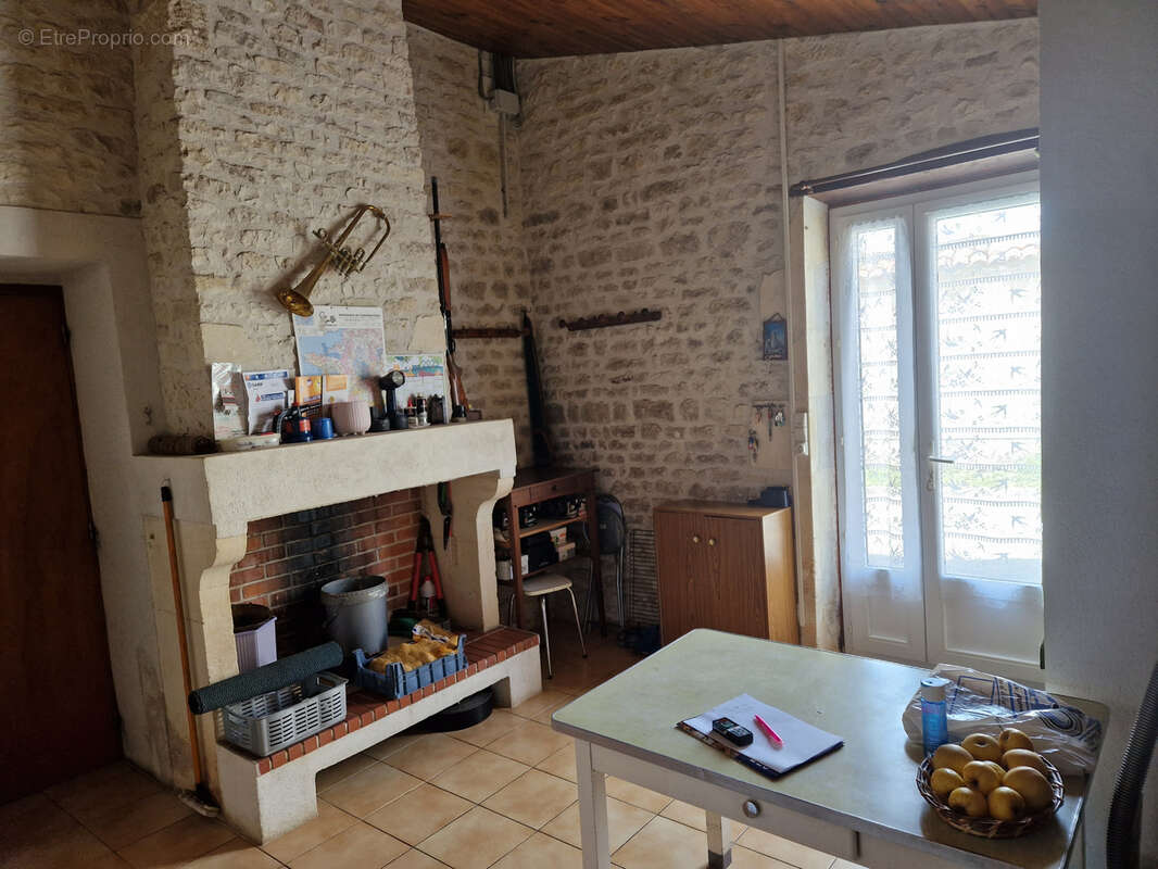 À Breuil-La-Réorte, maison avec 7 chambres en vente 190000 € - photo 5