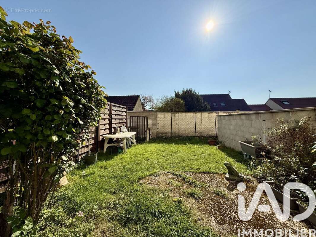 Photo 8 - Maison à ELANCOURT