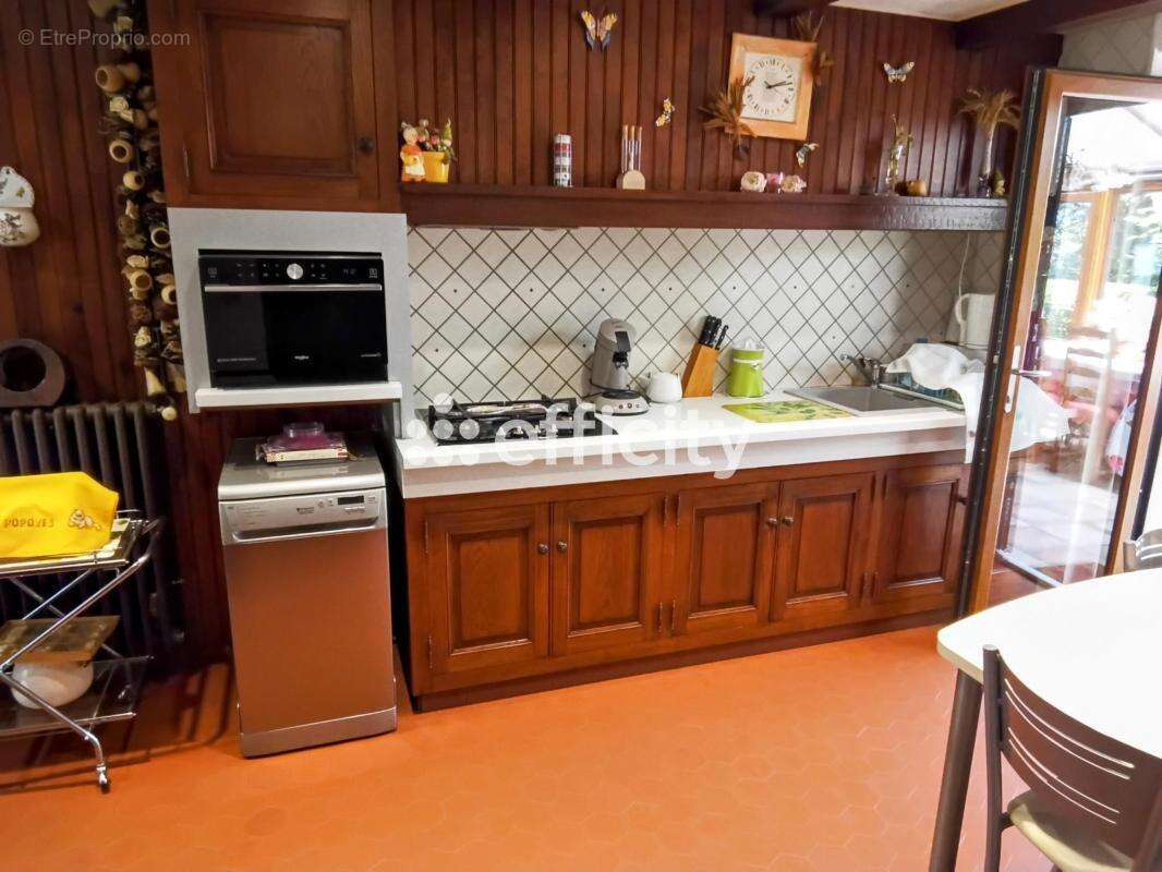 Maison à TOULON-SUR-ARROUX