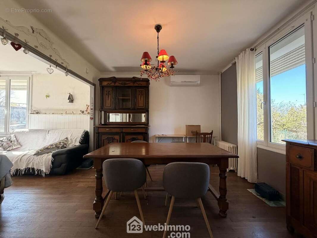 Les sols sont en parquet - Maison à LAON