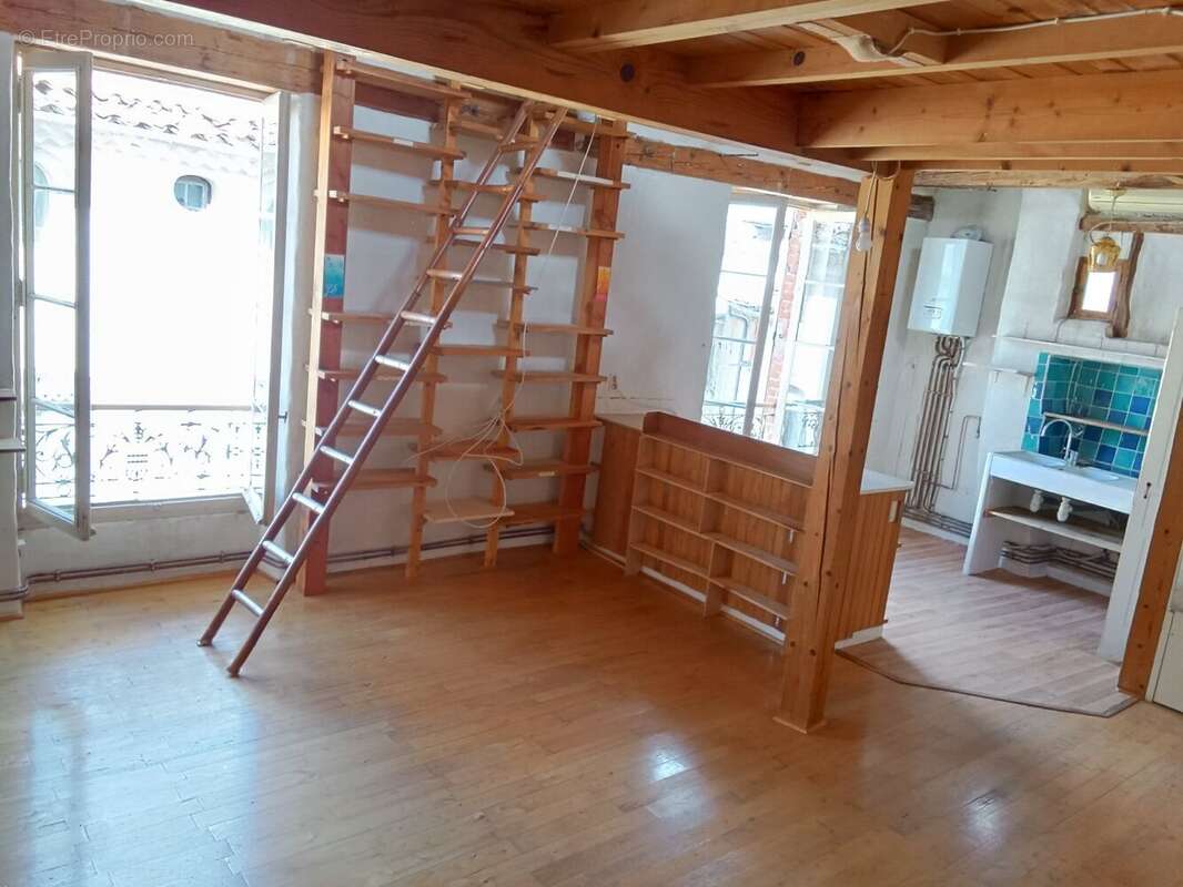 Appartement à SAUVE