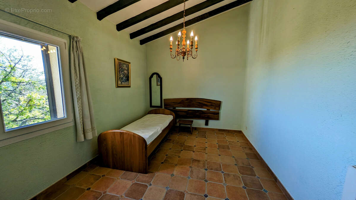 Maison à LAROQUE-DES-ALBERES