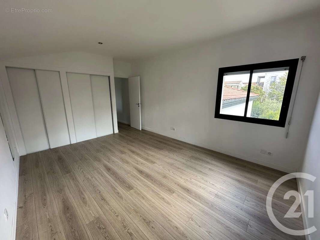 Maison 199 m² à Toulouse  - photo 15