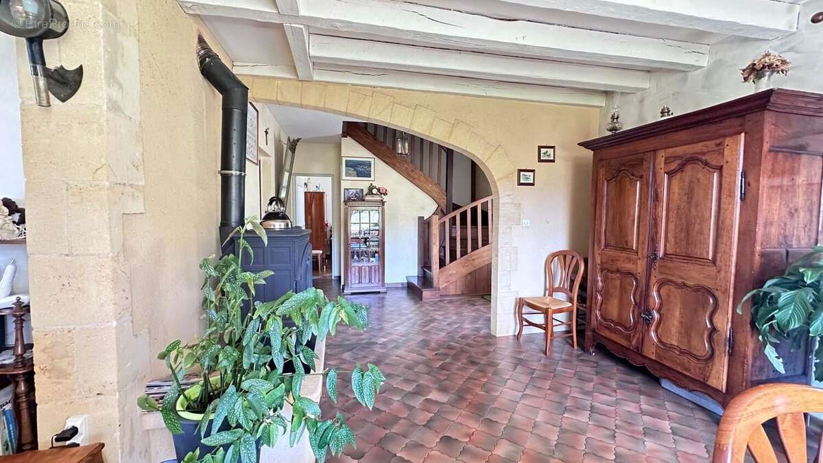 entrée maison principale - Maison à CALES