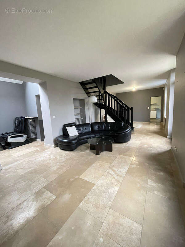 Maison à SAINTE-SAVINE