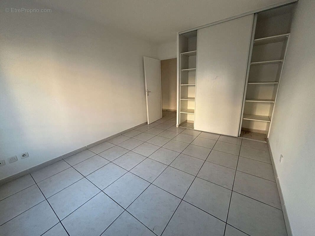 Appartement à MARSEILLE-14E