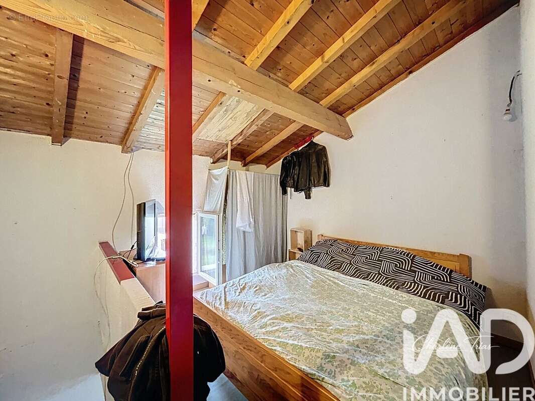 Photo 5 - Maison à SAINT-MEDARD-DE-GUIZIERES