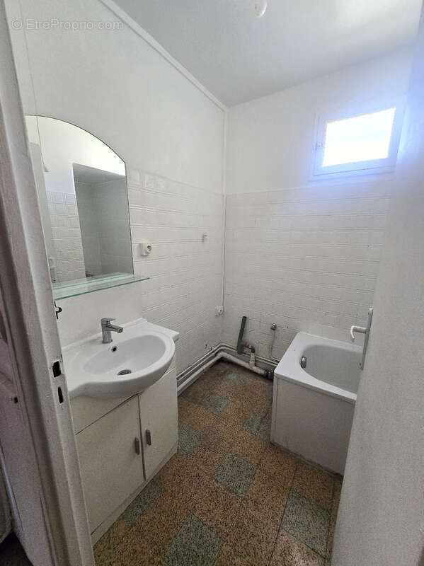 Appartement à MARSEILLE-9E