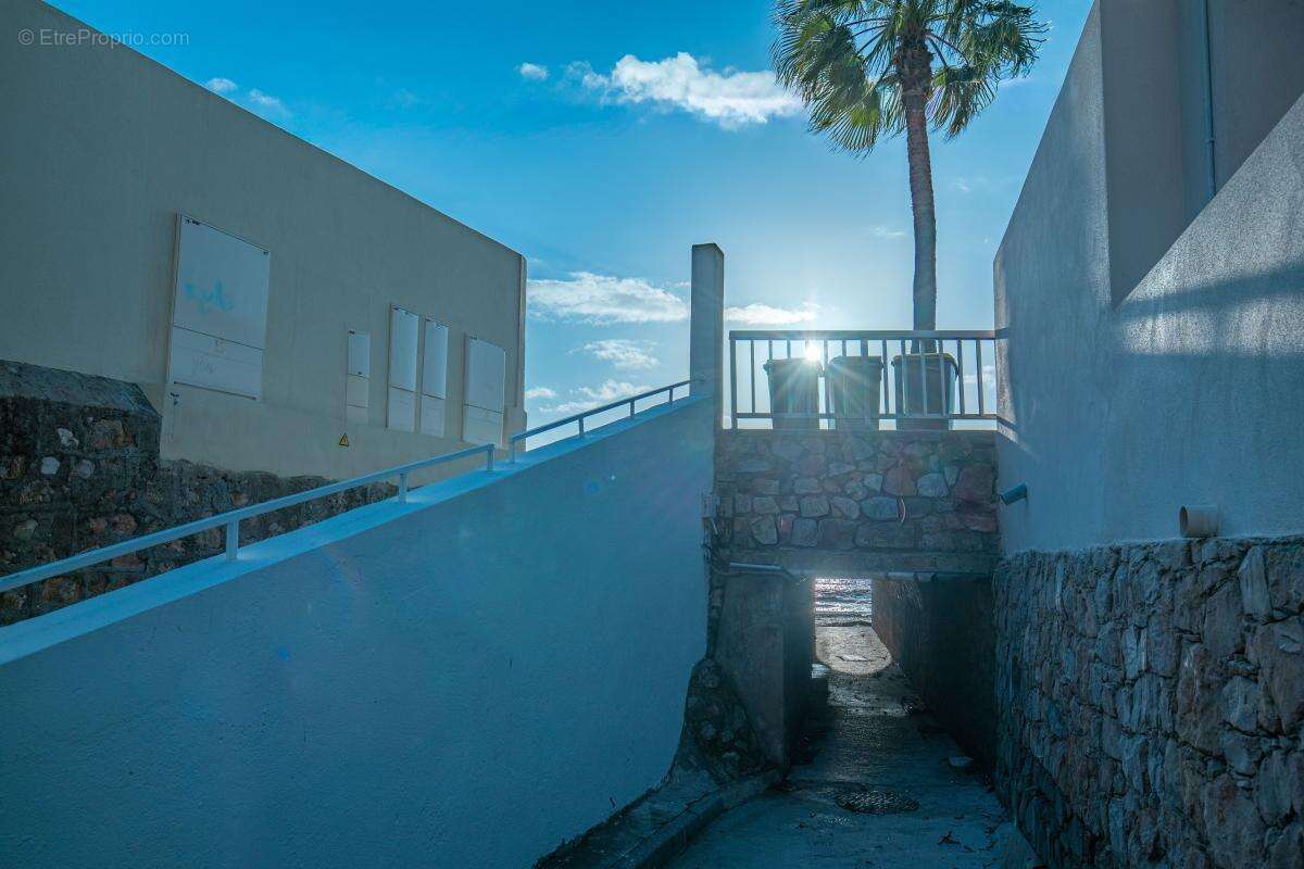 Appartement à SANARY-SUR-MER