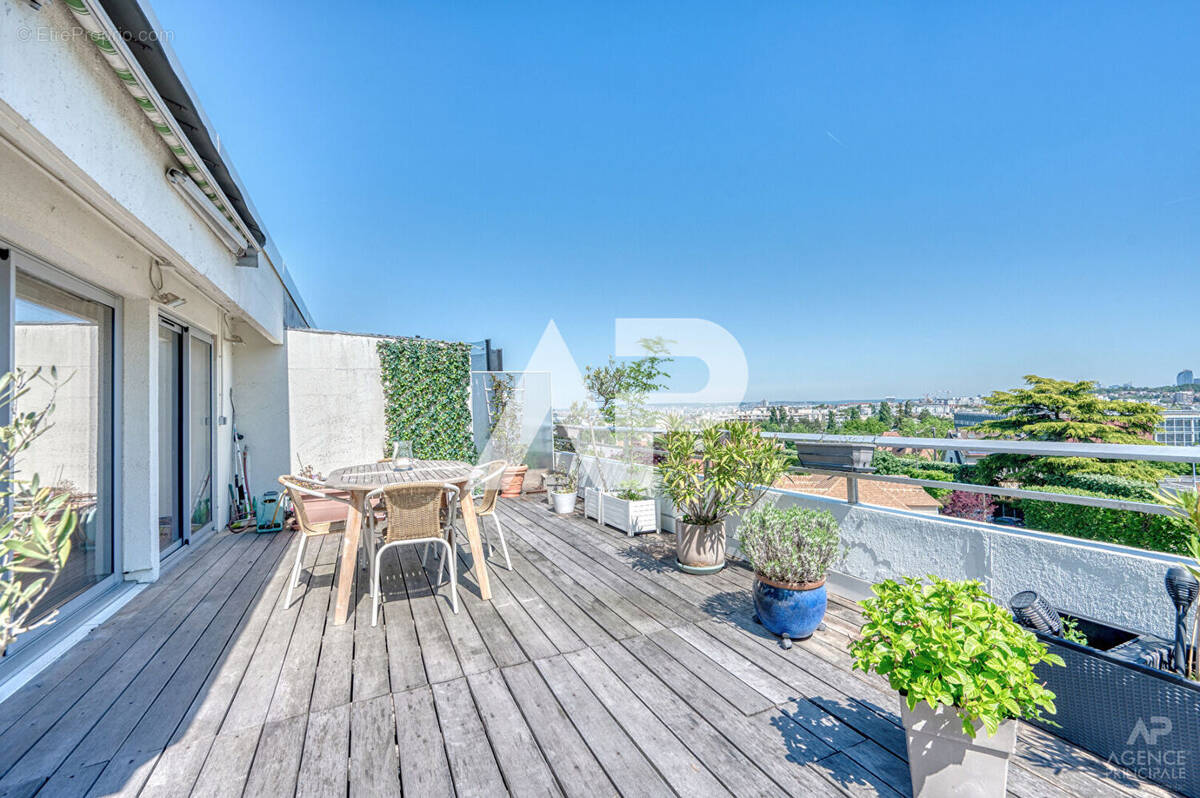 Appartement à RUEIL-MALMAISON