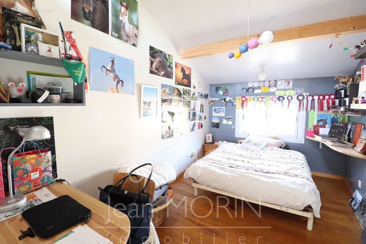 Maison à LIVRON-SUR-DROME