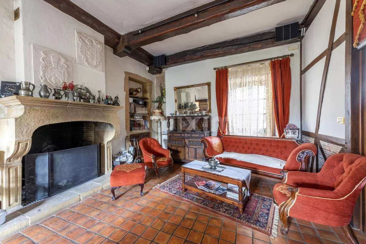 Maison à VILLEFRANCHE-SUR-SAONE