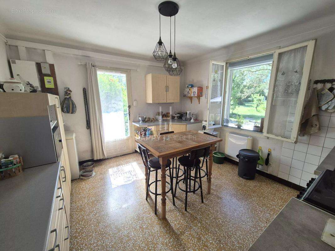Maison à rénover sur grand terrain en campagne - photo 6