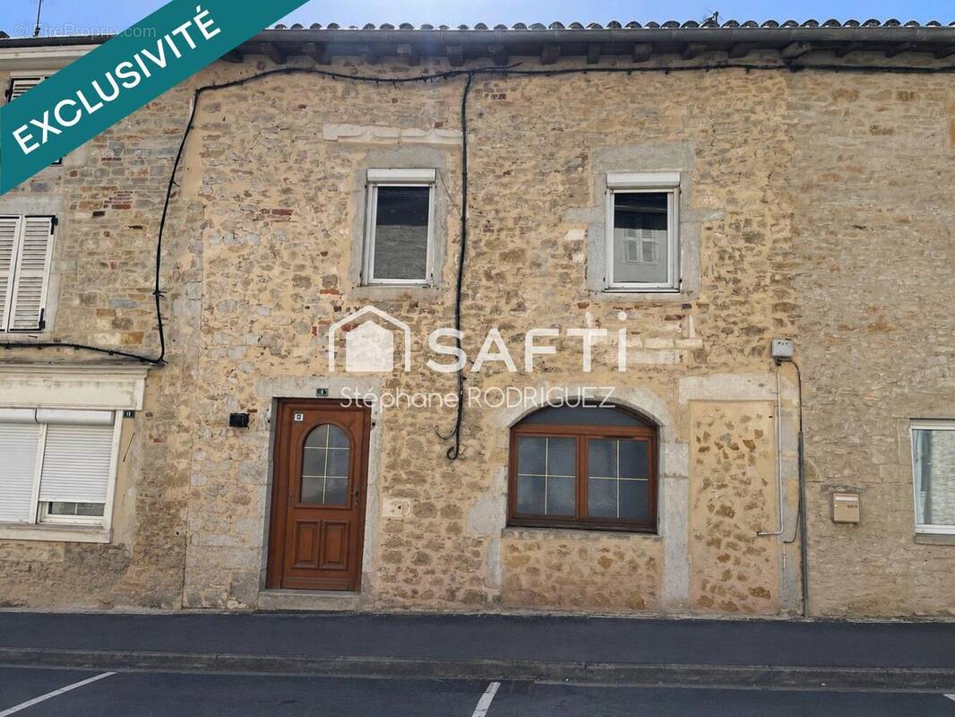 Photo 1 - Maison à CEYZERIAT