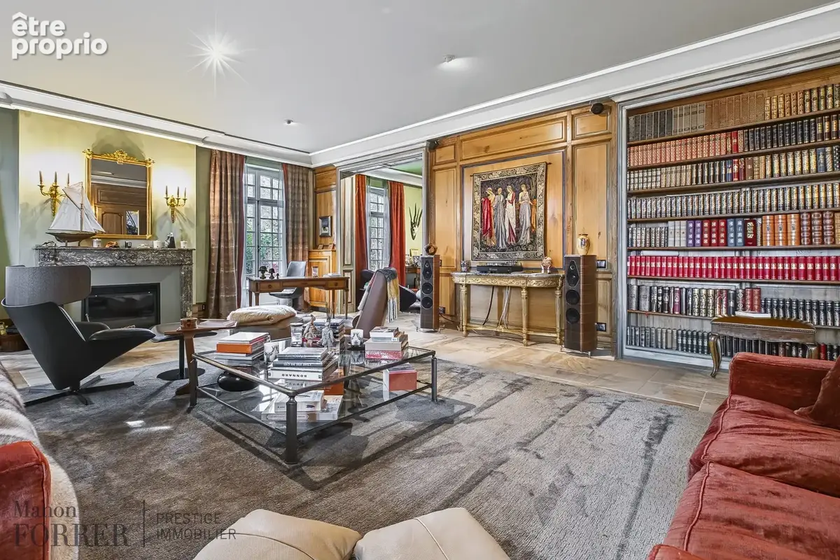 À VENDRE ! Maison de maître aux prestations haut de gamme avec piscine intérieure & jardin   327 m2 - photo 3