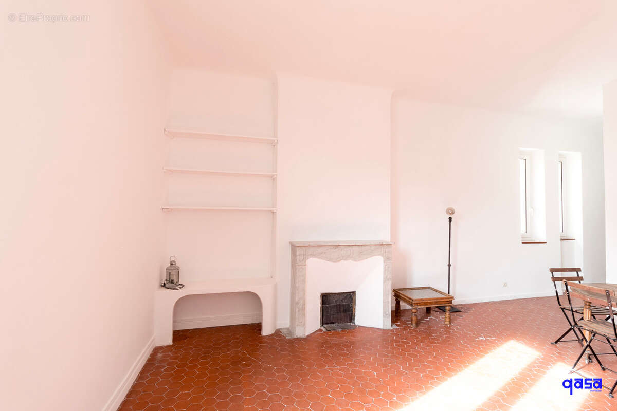 Appartement à MARSEILLE-6E