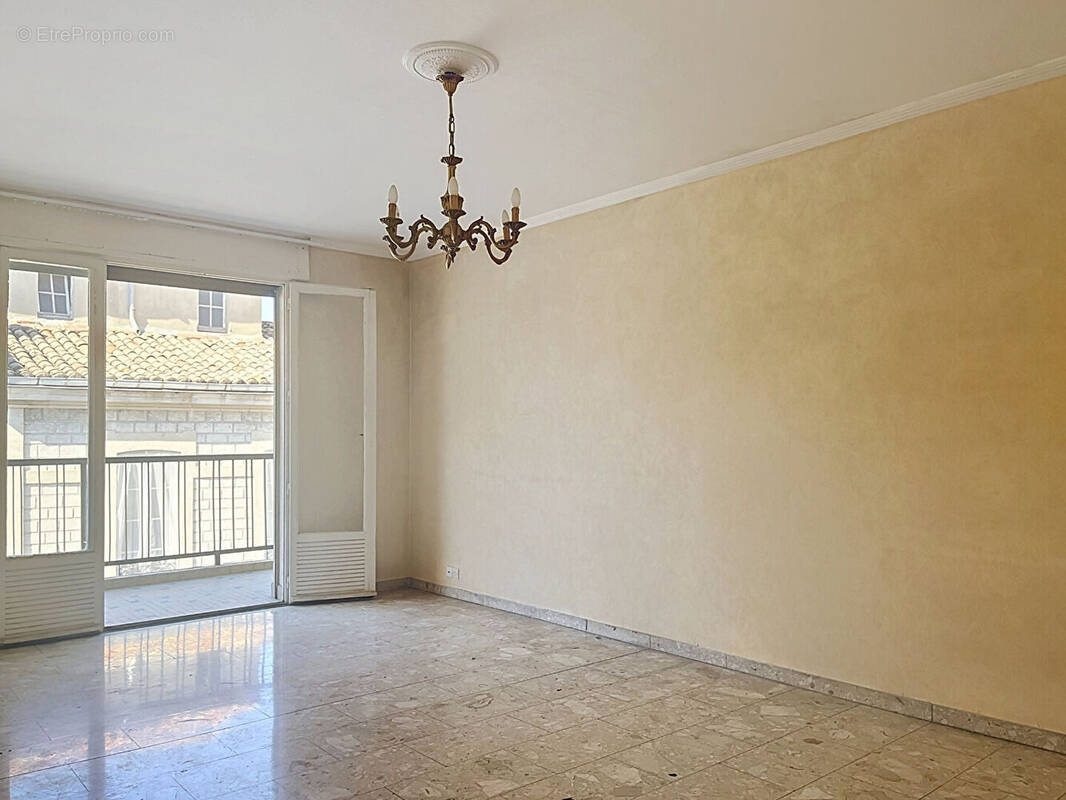 Appartement à NIMES