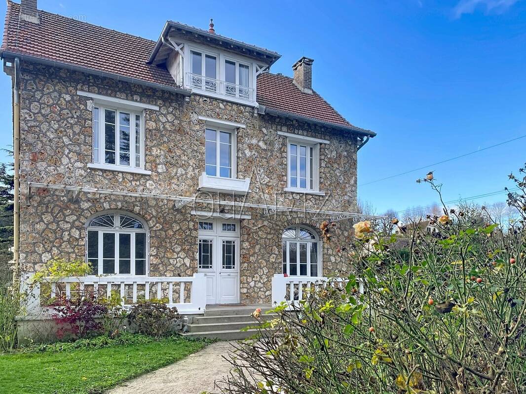 Maison à MARINES