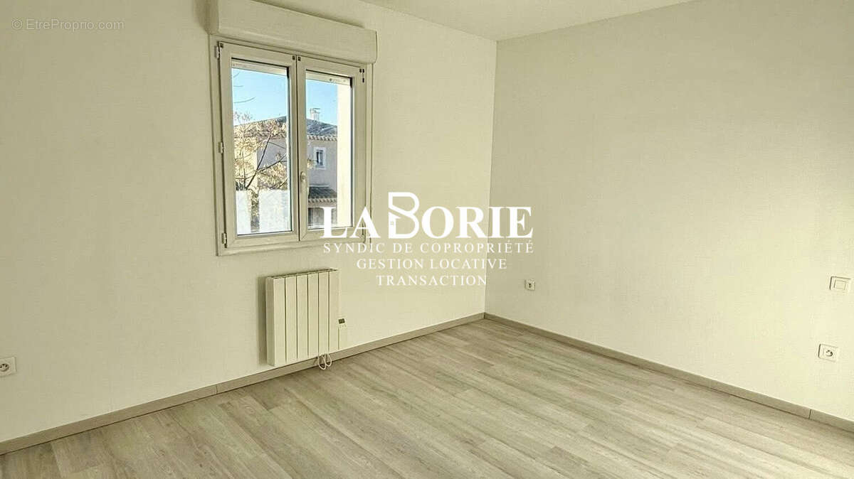 Maison 110 m² à Vedene  - photo 8