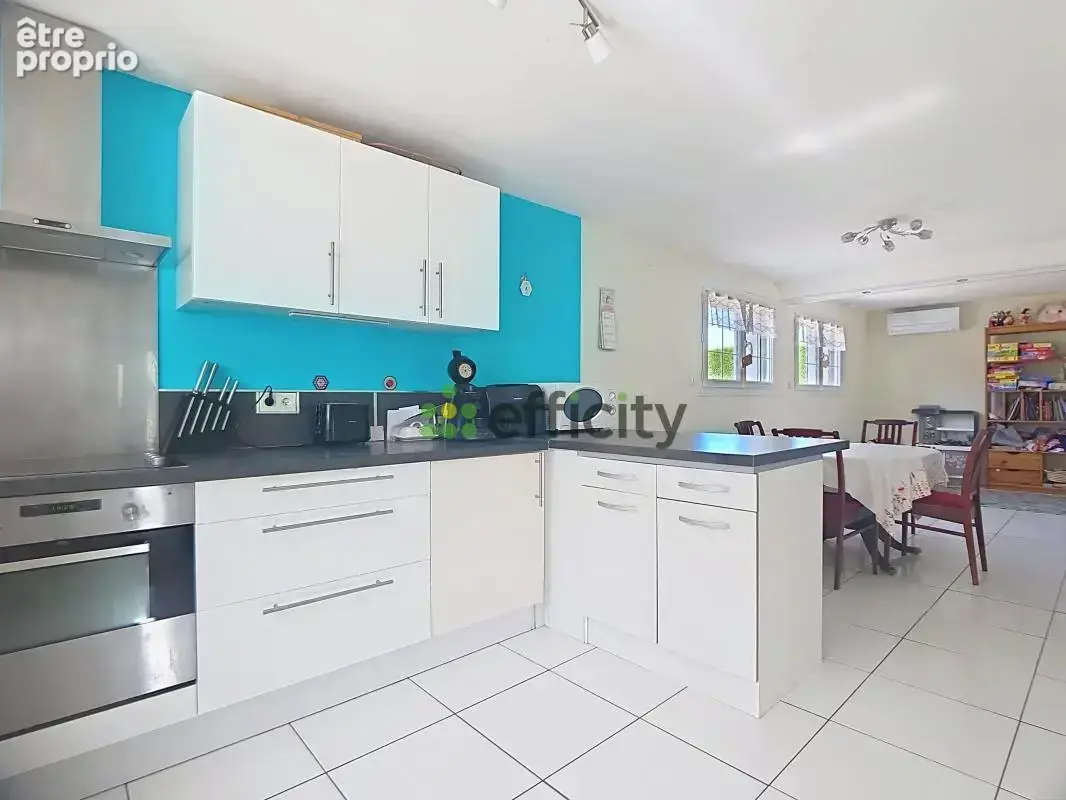 Maison 5 pièces 148 m² à vendre à Genilac (42800) - photo 5