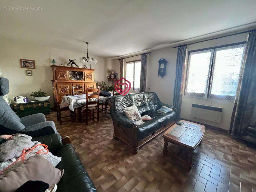 Maison à LAGARDELLE-SUR-LEZE
