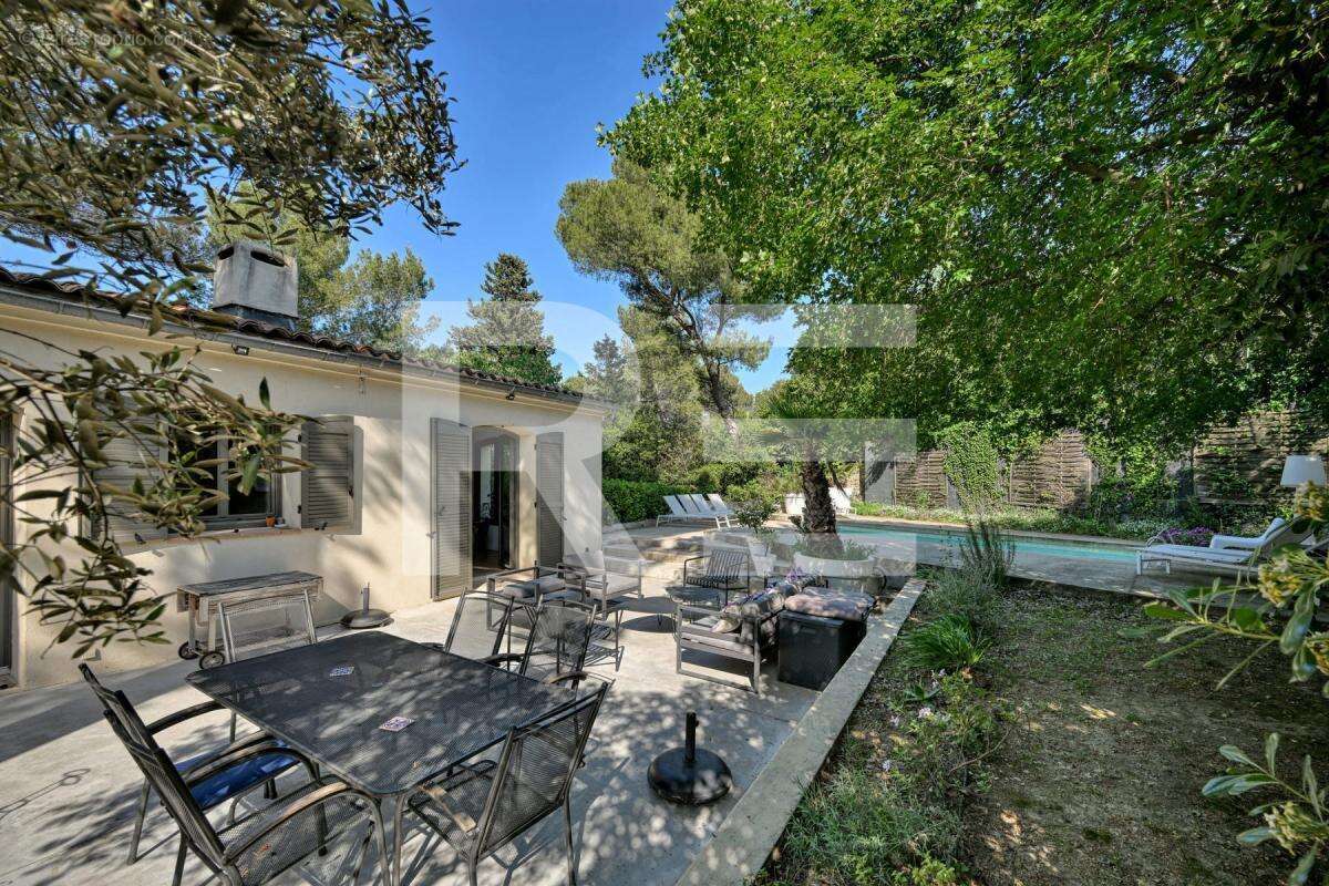 Maison à NIMES