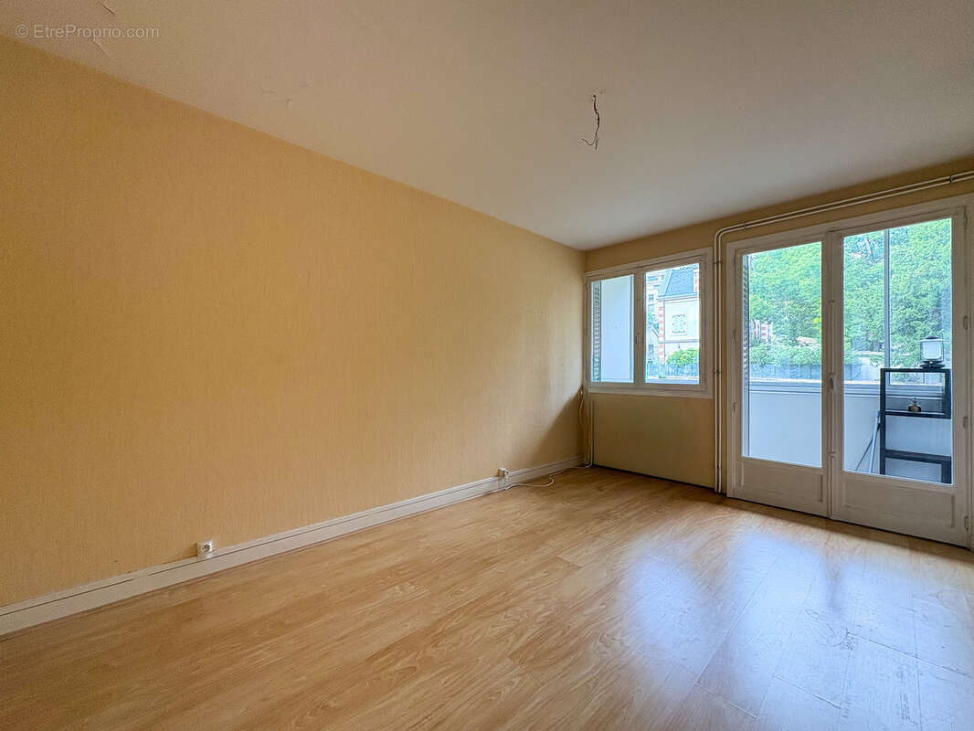 Appartement à CHAMALIERES