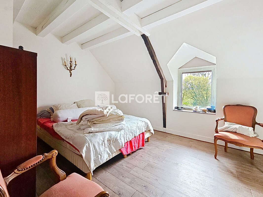 Maison à SAINT-SERVANT