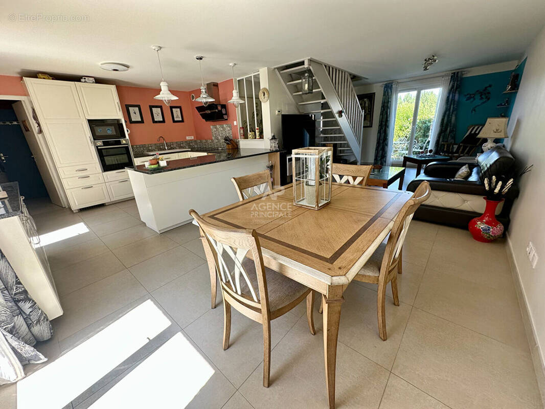 Maison à CARRIERES-SOUS-POISSY