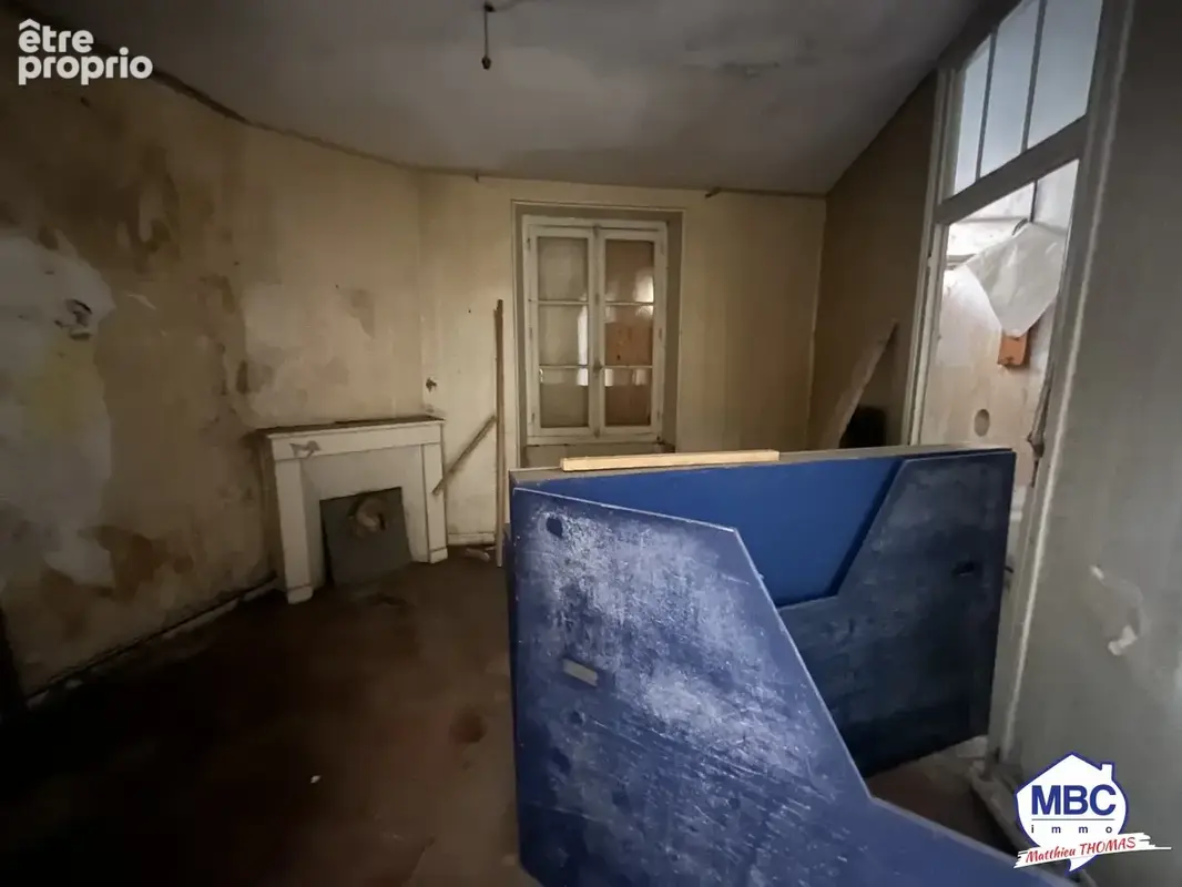 Maison a renover centre de cholet - photo 4