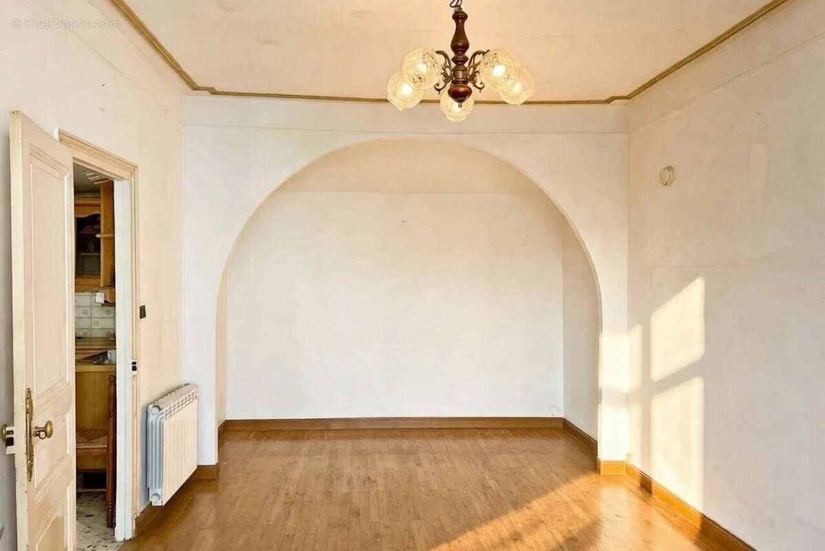 Maison à SAINT-MAUR-DES-FOSSES