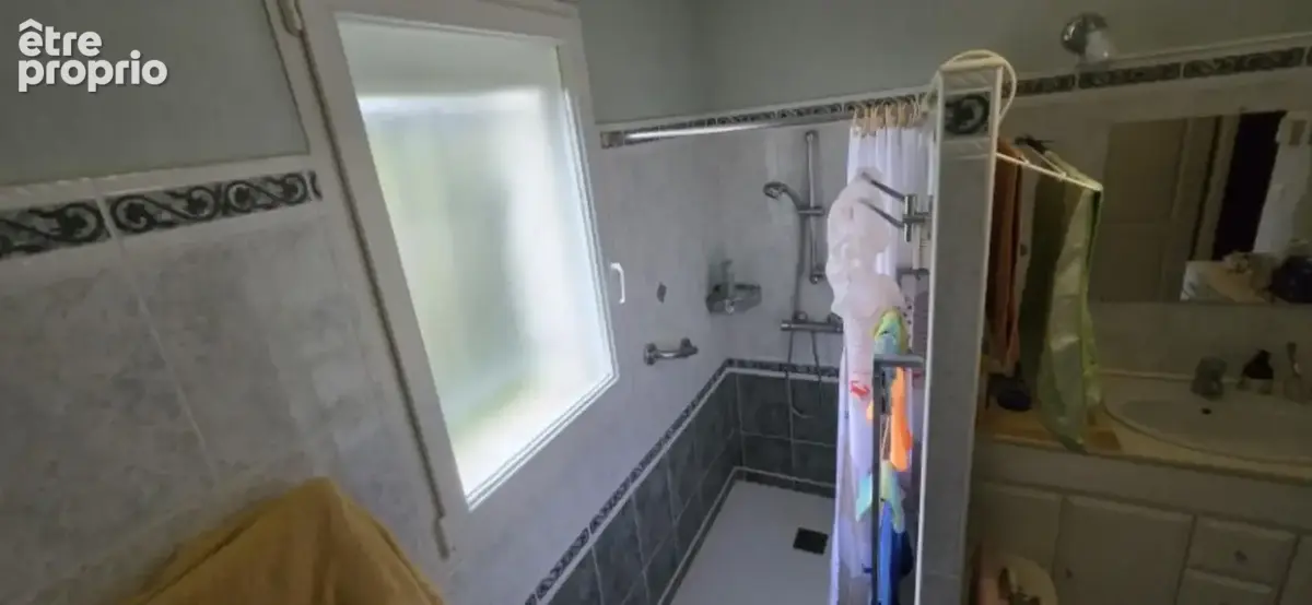 Maison à vendre dans un hameau de DIRAC, au calme, juste à remettre au goût du jour - photo 12