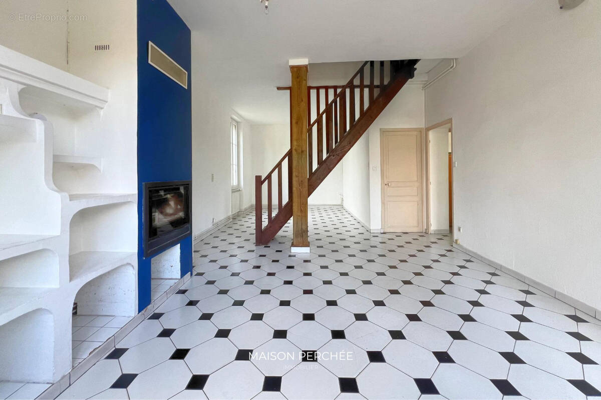 Maison à TRANS-EN-PROVENCE
