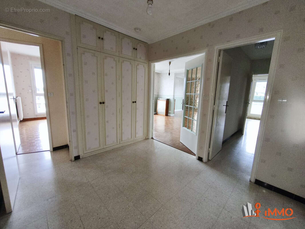 Appartement à SAINT-ETIENNE