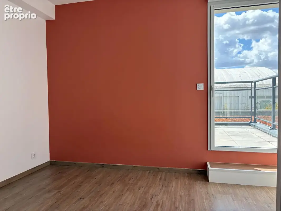 Appartement T3 de 60.80 m² avec deux belles terrasses et un parking - photo 8