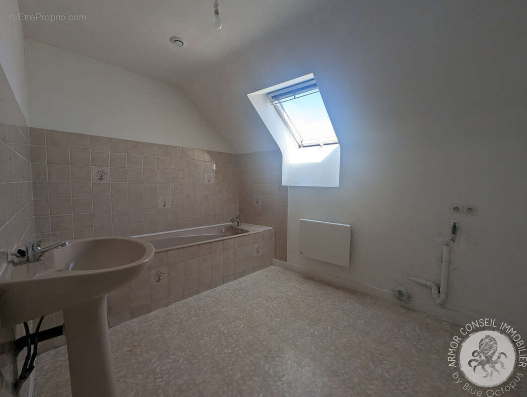 A vendre centre ville plancoet - photo 7