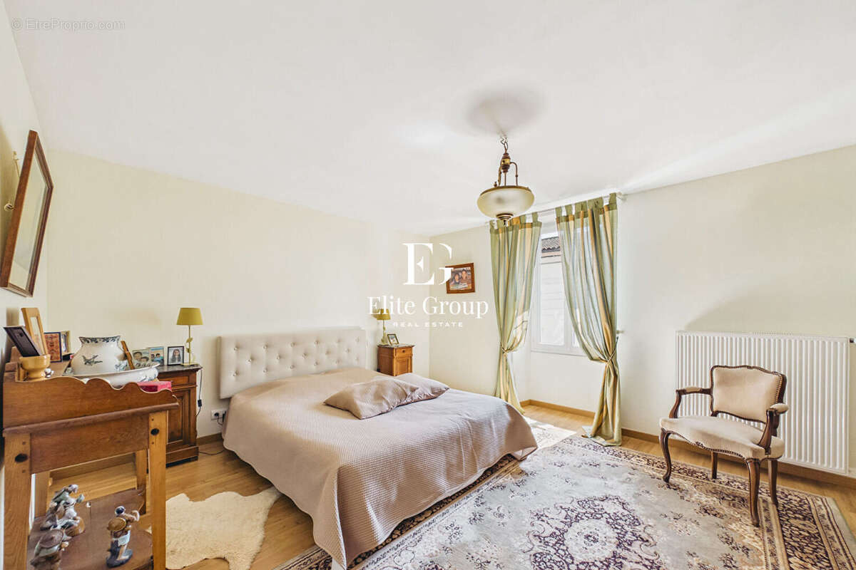 Maison à CHATEAUNEUF-SUR-CHARENTE