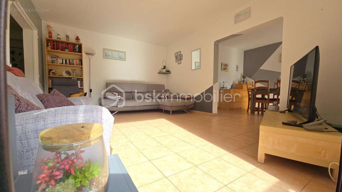 Appartement à LA VALETTE-DU-VAR