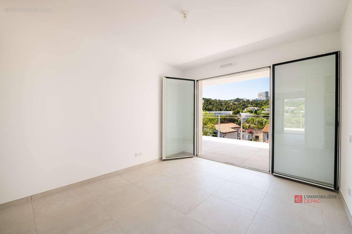 Appartement à MARSEILLE-8E