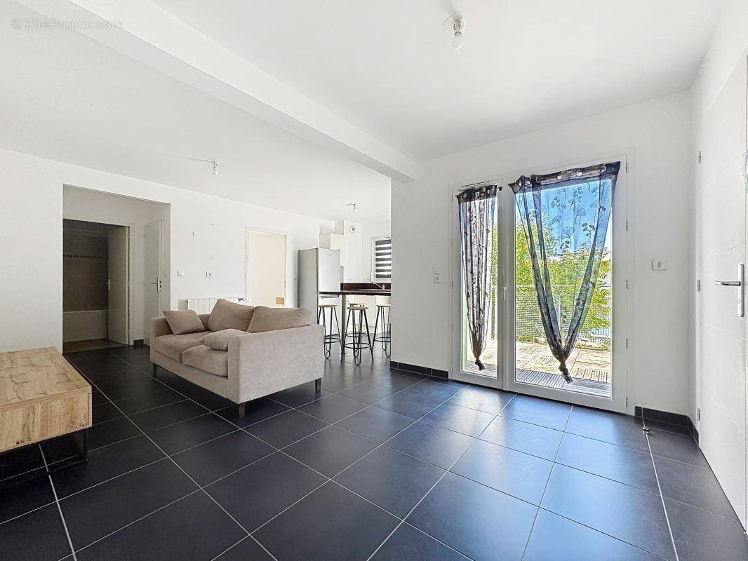 Appartement à PERIGNY
