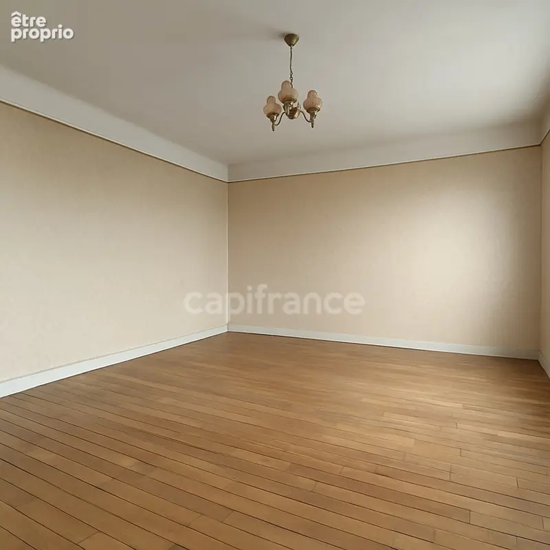 Virginie MASSON Capifrance vous propose en exclusivité - Chemilly-sur-Yonne – Maison de caractère 130m² avec jardin, garage et d - photo 15