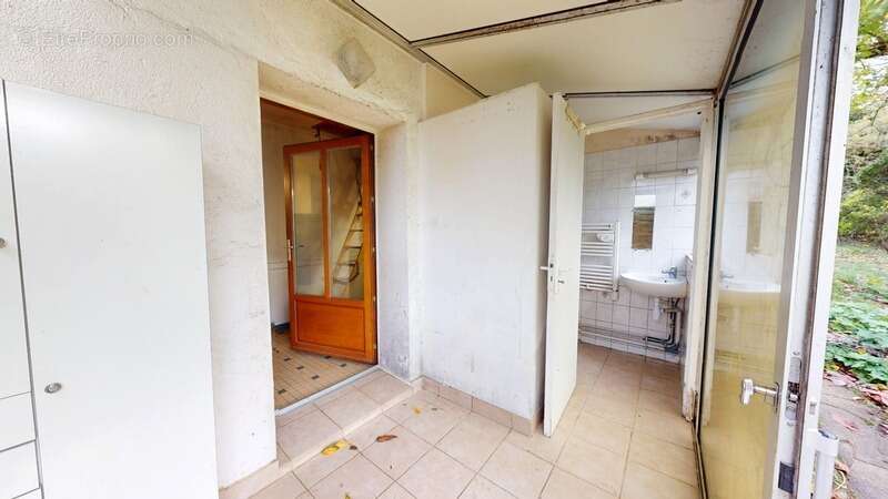 Maison à LA CHAPELLE-GLAIN