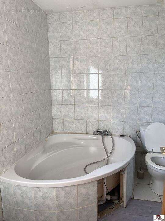 Maison 74 m² à Cremeaux  - photo 5