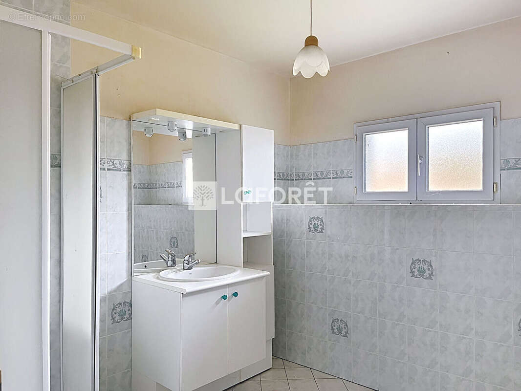 Maison à VEUVEY-SUR-OUCHE