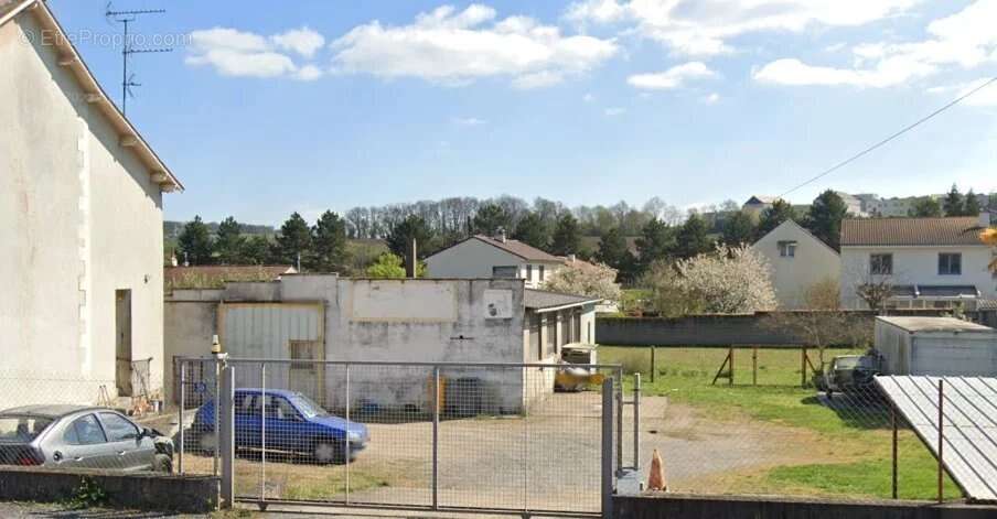 Maison à CHATELLERAULT