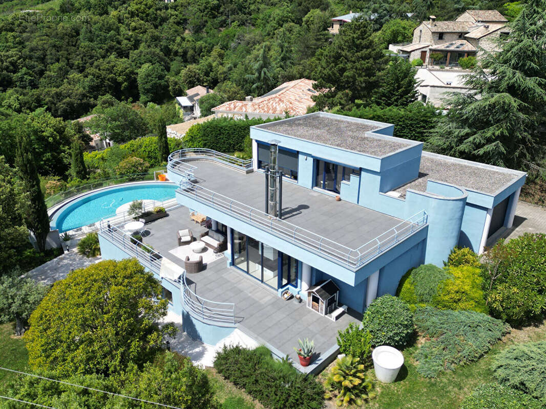 Maison à SAINT-PERAY