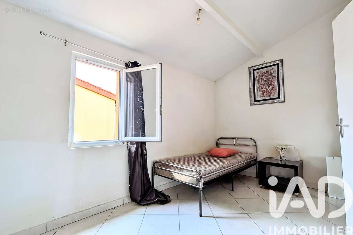 Photo 6 - Appartement à SAINT-DENIS