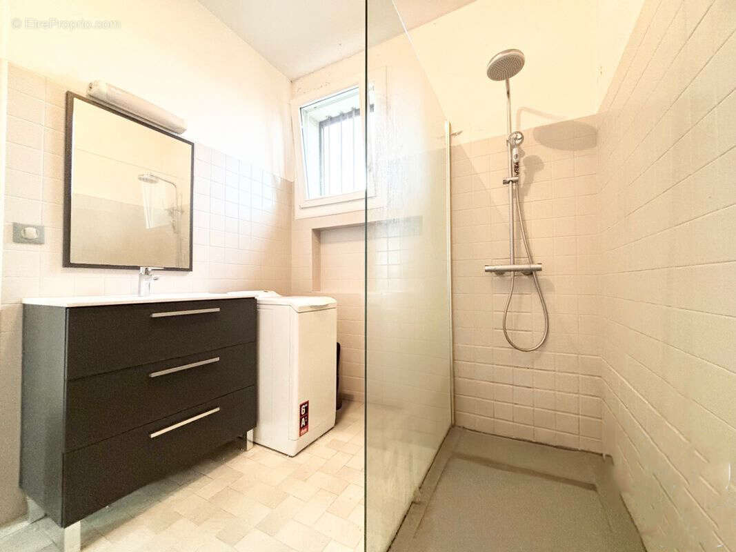 Ensemble immobilier Appartement et Entrepot - photo 8